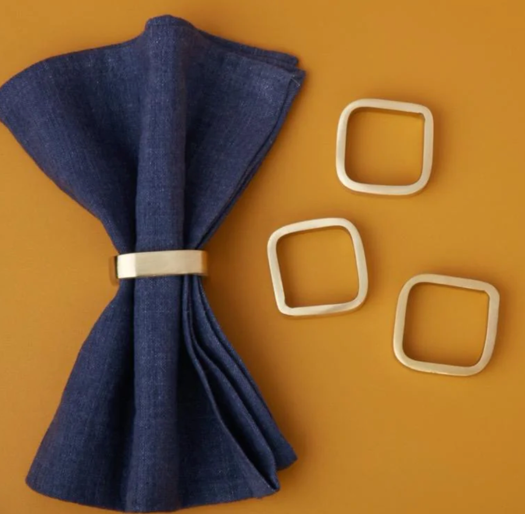 Brushed gold napkin rings (Set of 4)